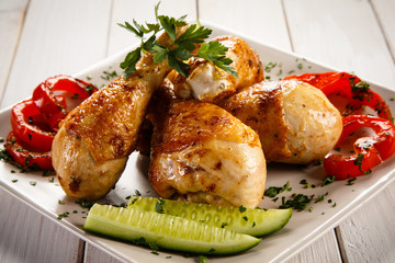 Grilled chicken legs and vegetables 