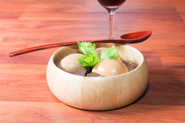 Hard-boiled eggs stew with sweet gravy