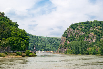 Engstelle des Rheins an der Loreley