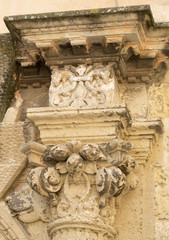 Decorazione su un palazzo - Lecce