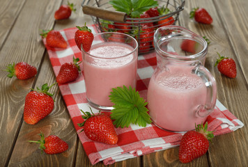 Milkshake with strawberries