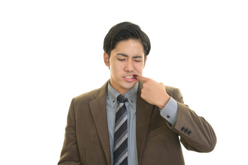 歯痛を訴える男性