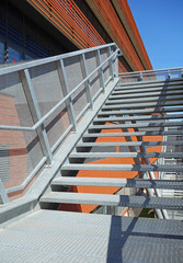 Escalier m&eacute;tallique ext&eacute;rieur
