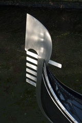 Naklejka premium Venetian Gondola Venice Italy Ferro Bow Detail