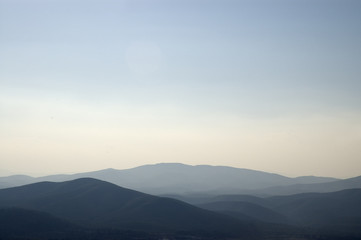 Fototapeta na wymiar montañas y horizonte 