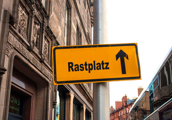 Strassenschild 44 - Rastplatz