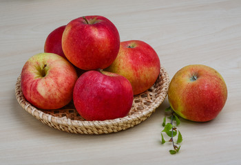 Few apples