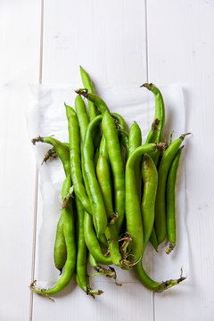 Raw Broad Beans