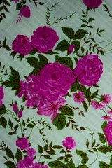 Foto op Plexiglas Background pink roses on cotton © somchaiphanbun