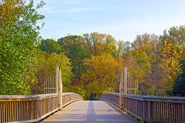 Fototapeta na wymiar Theodore Roosevelt Island Park gates in fall.