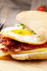Fried egg sandwich