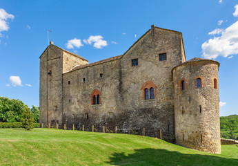 Fototapeta na wymiar Medieval castle in Prunetto, Italy.