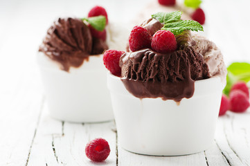Ice cream with berry and mint