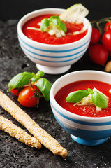Gazpacho soup with cucumber and bread
