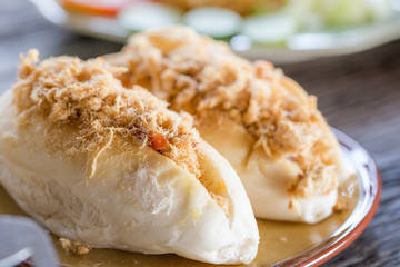 Bread With Dried Shredded Pork : Vietnamese Tradition Breakfast