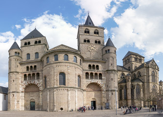Fototapeta na wymiar Trierer Dom und Liebfrauenkirche