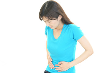 腹痛の女性