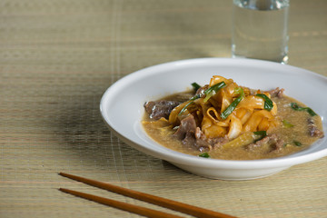 wat tan hor, popular cantonese fried noodle with beef