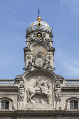 Fototapeta na wymiar Details of the Terreaux square in Lyon city
