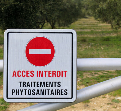 pesticides panneau danger exp&eacute;rience interdit 