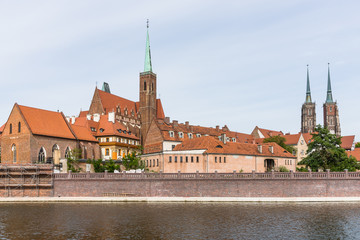 Obraz premium Distant view on the Ostrow Tumski, the oldest part of Wroclaw