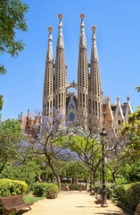 BARCELONA, SPAIN - JUNE 05, 2014: Sagrada Familia - Basilica and - obrazy, fototapety, plakaty