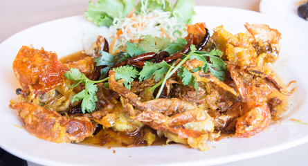 Soft crab garlic fried with tamarind sauce