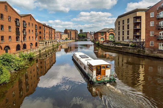 UK, England, Barging into Leeds