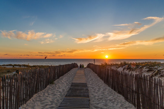France, Aquitane, Mont-de-Marsan, Beach path
