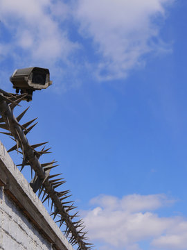 Security Camera And Rota Spike Security Fencing