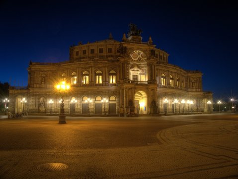 Germany, Saxony, Dresden, Illuminated Semperoper and empty square