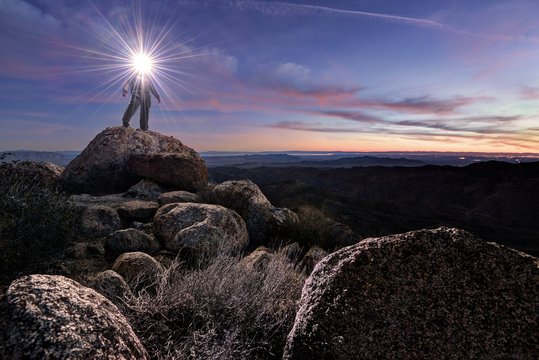 USA, California, Cleveland National Forest, Man on Mount Tule