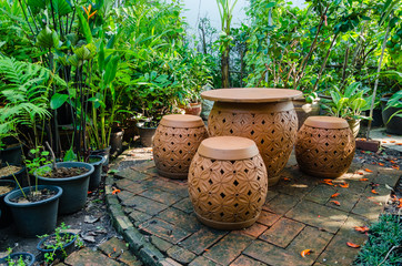 Sit leisurely in the garden