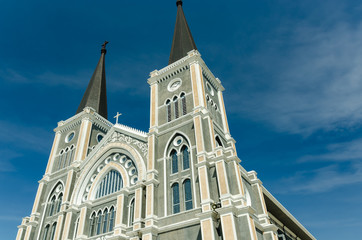 Fototapeta na wymiar Church with blue sky background