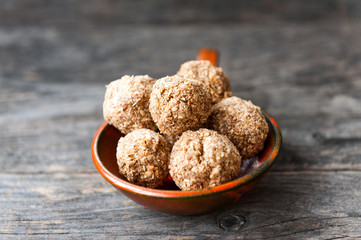 Raw snacks with nuts and seeds