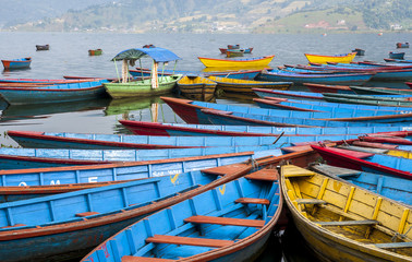 Fototapeta na wymiar view of the lake in Pokhara
