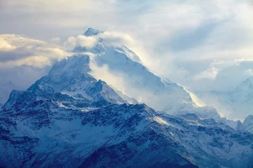Foto op Plexiglas Himalaya zonsopgang in de bergen