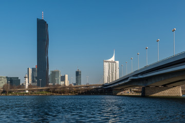 Wien, Blick auf der Donau-city und DC-Tower