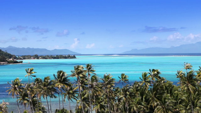 Ocean waves in the Bora-Bora lagoon. Polynesia.