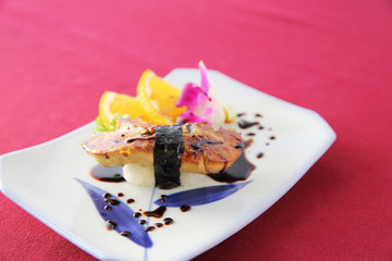 Foie gras sushi