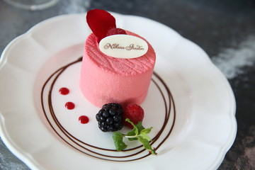 Strawberry cake