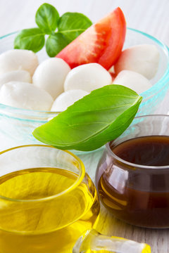 Mozzarella, balsamico, tomatoes and basil