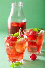 summer strawberry raspberry lemonade with lime and mint