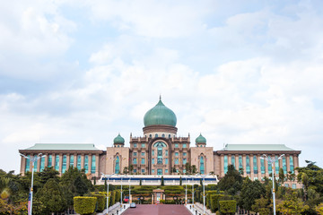 Fototapeta na wymiar Islamic Palace in Putrajaya of Malaysia