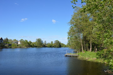 На озере