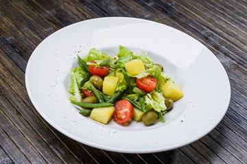 Salad tomatoes