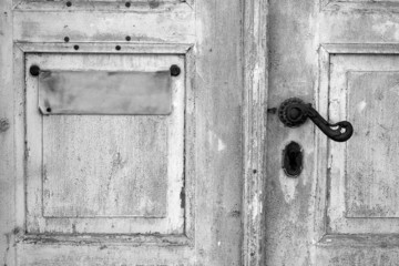 old Door / old door in black and white