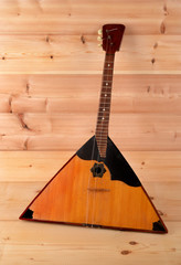 MUSICAL INSTRUMENT, GUITAR WITH THREE STRINGS