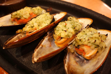 ムール貝のガーリック焼き