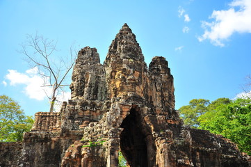 Fototapeta na wymiar Stone Gate of Angkor Thom in Cambodia